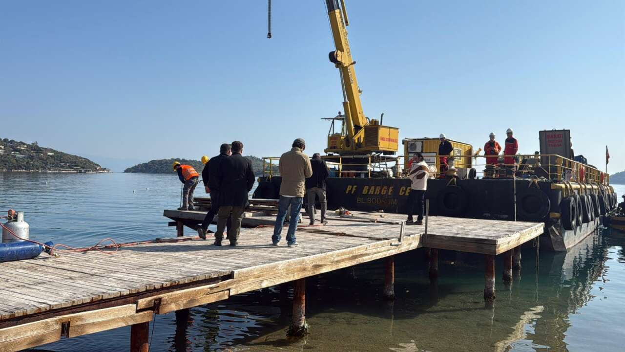 Bodrum’da Kaçak İskele ve Lüks Teknelere Büyük Operasyon: Turizm Sezonu Öncesi Sahiller Temizleniyor 16